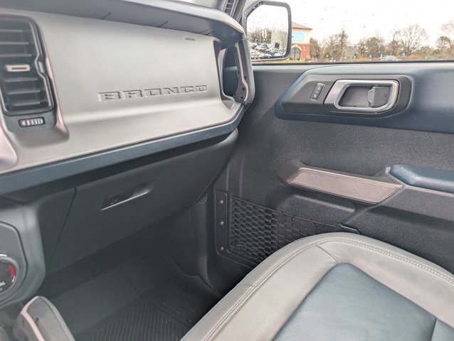 Used 2022 Ford Bronco Outer Banks w/ Sasquatch Package image 28