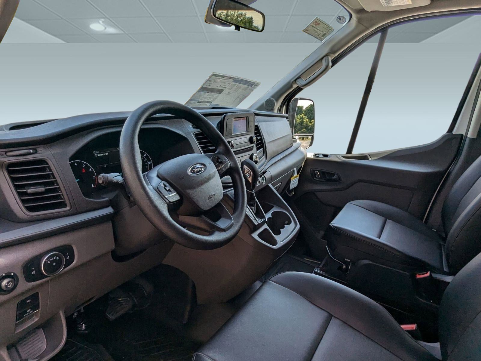 New 2025 Ford Transit 350 XL image 4