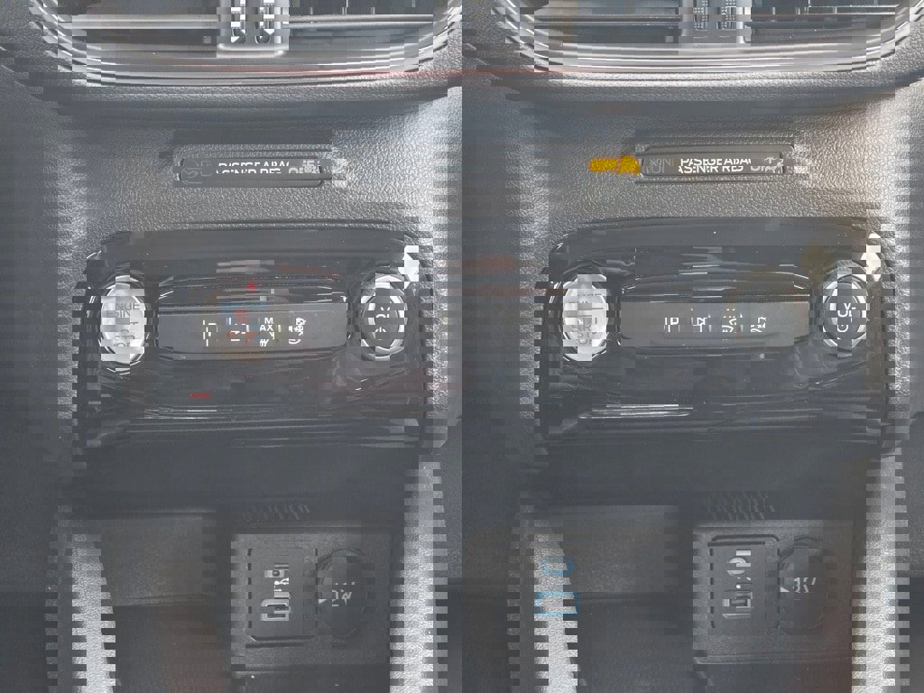 Used 2023 Ford Escape Platinum w/ Premium Technology Package image 13