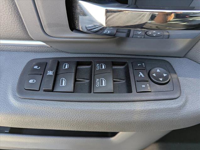 Used 2016 RAM 1500 Lone Star RWD image 10