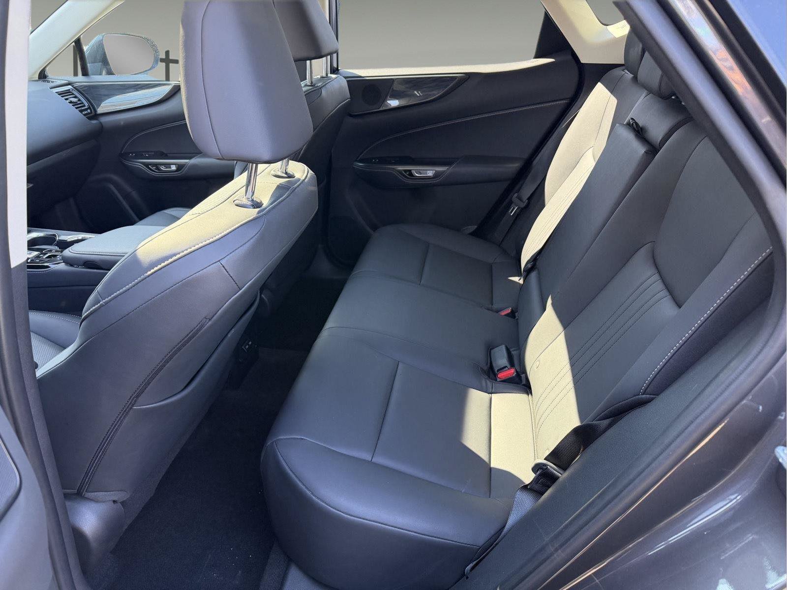 Used 2023 Lexus NX 250 FWD image 20
