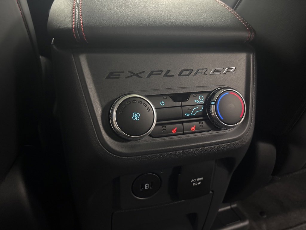 Used 2025 Ford Explorer ST w/ Sun And Sound Package image 31