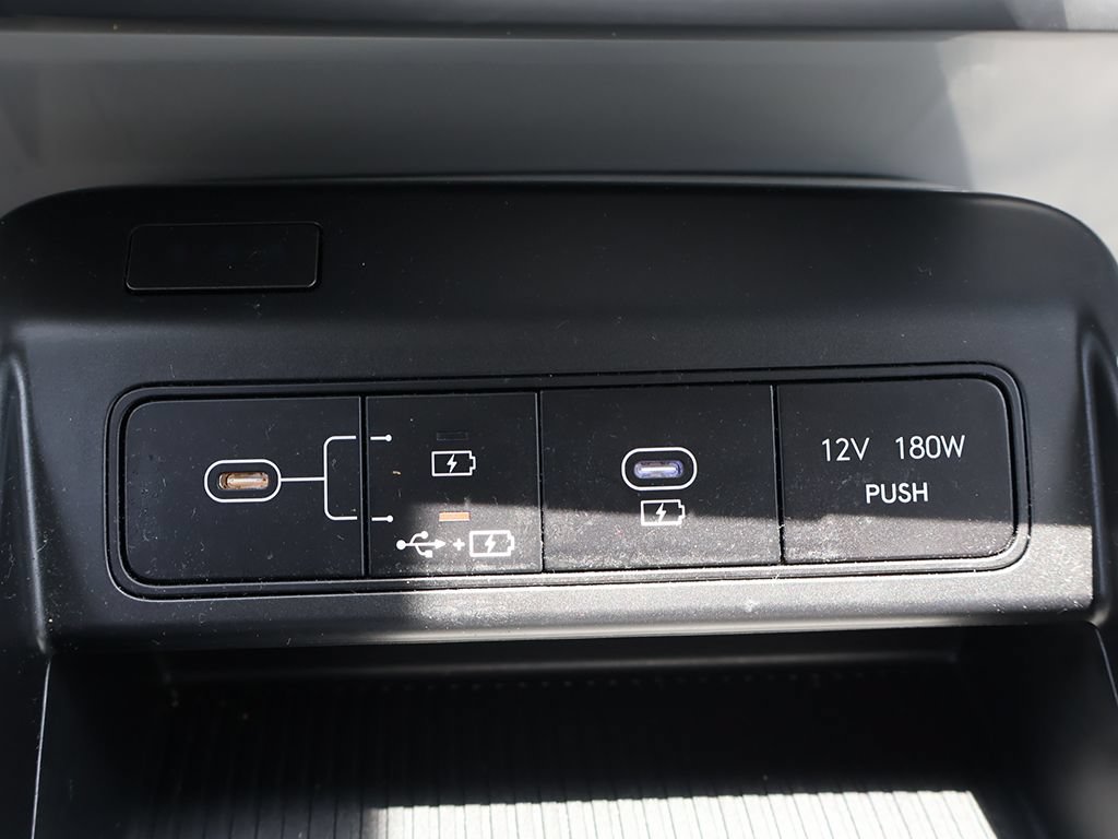 Used 2024 Hyundai Kona SEL FWD image 52