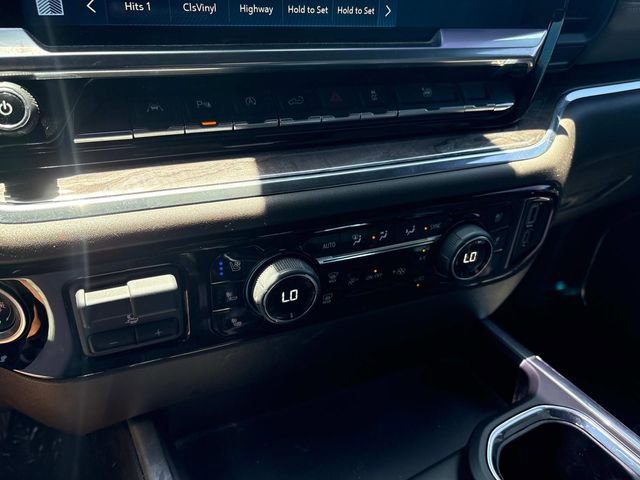 Used 2023 Chevrolet Silverado 1500 LTZ image 23