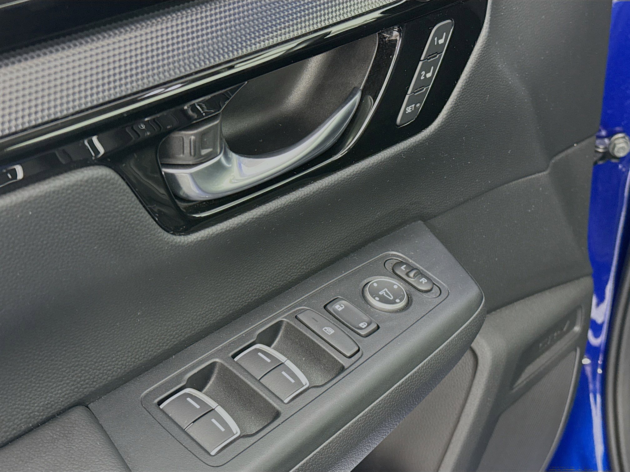 Certified 2023 Honda CR-V EX-L image 17