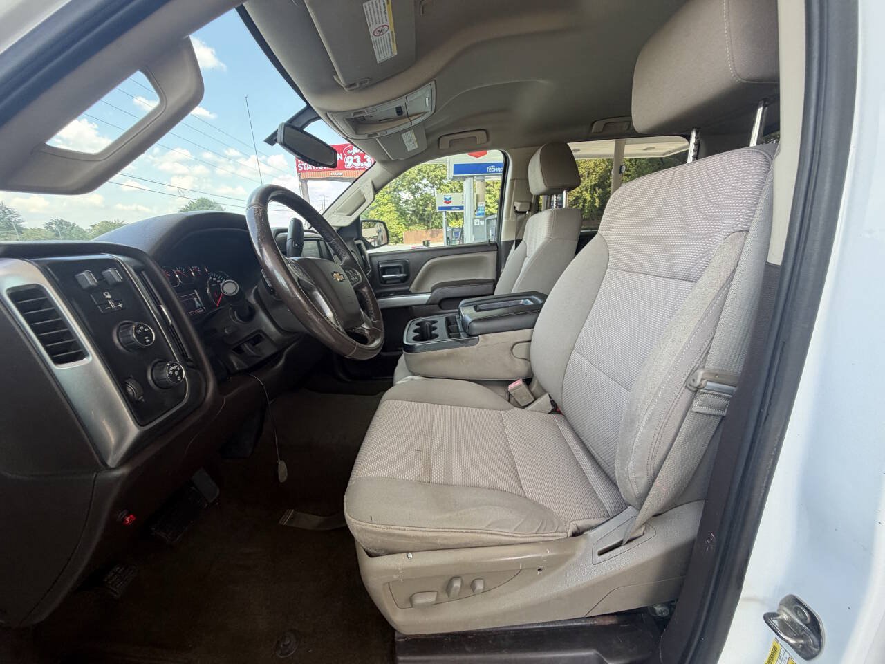 Used 2015 Chevrolet Silverado 2500 LT w/ LT Convenience Package AWD/4WD image 4