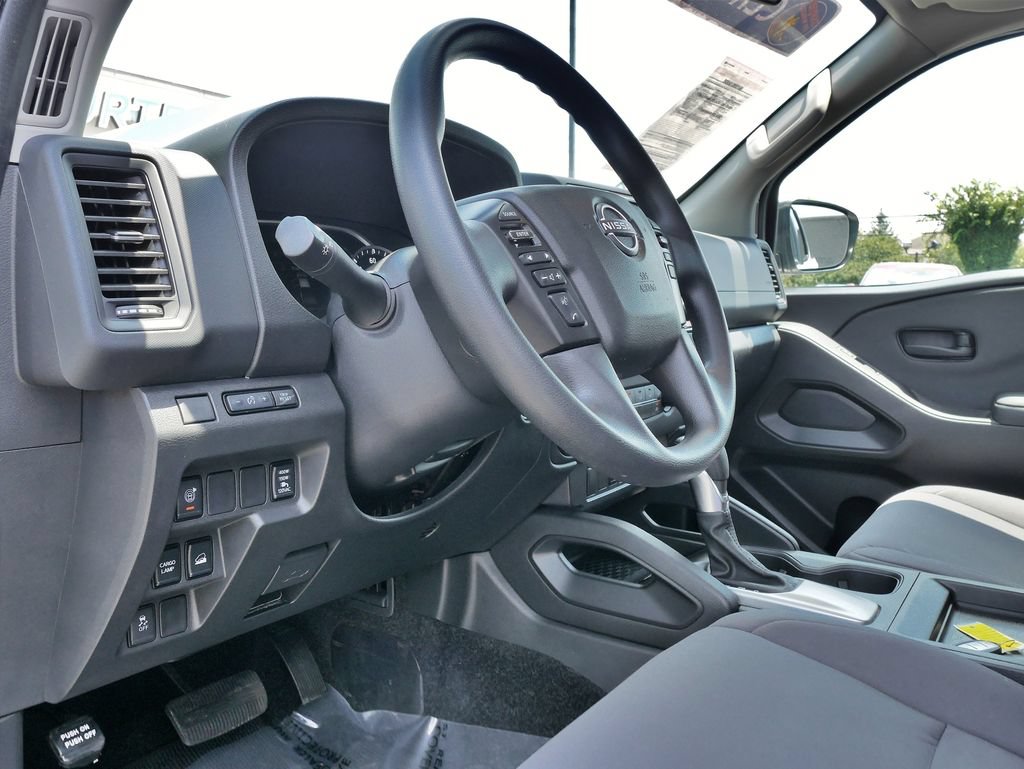 Used 2024 Nissan Frontier S w/ Technology Package AWD/4WD image 21