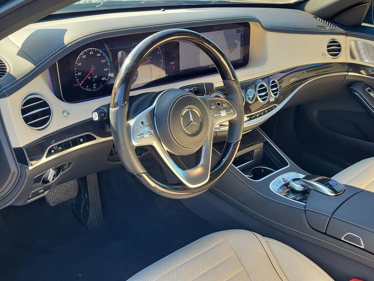Used 2019 Mercedes-Benz S 560 Sedan image 22
