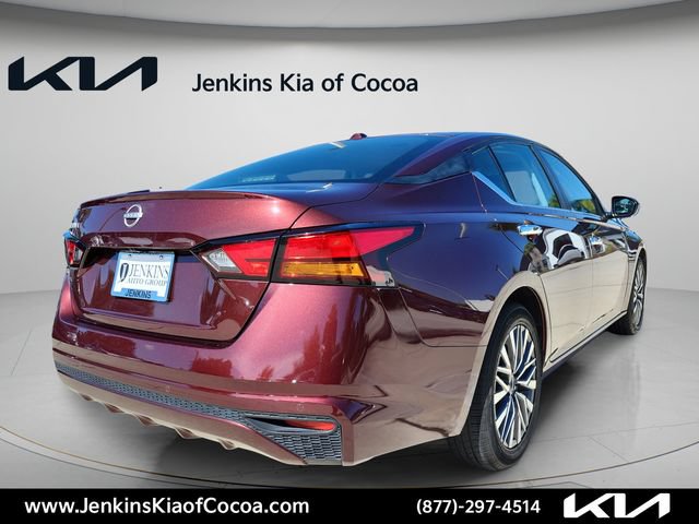 Used 2025 Nissan Altima 2.5 SV FWD image 5