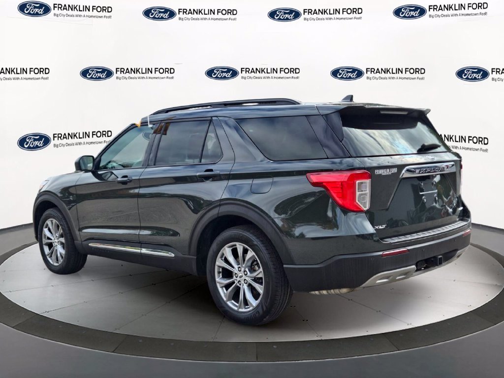 Certified 2023 Ford Explorer XLT w/ Equipment Group 202A AWD/4WD image 3