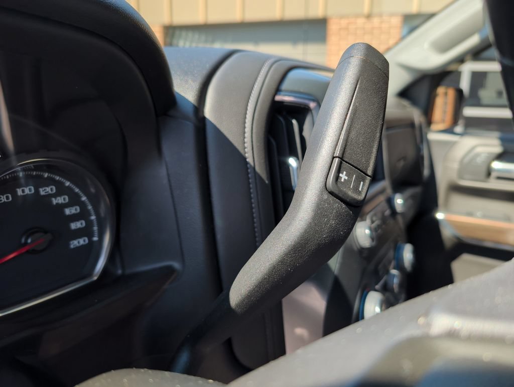 Used 2022 Chevrolet Silverado 1500 LT Trail Boss w/ LT Trail Boss Premium Package AWD/4WD image 28