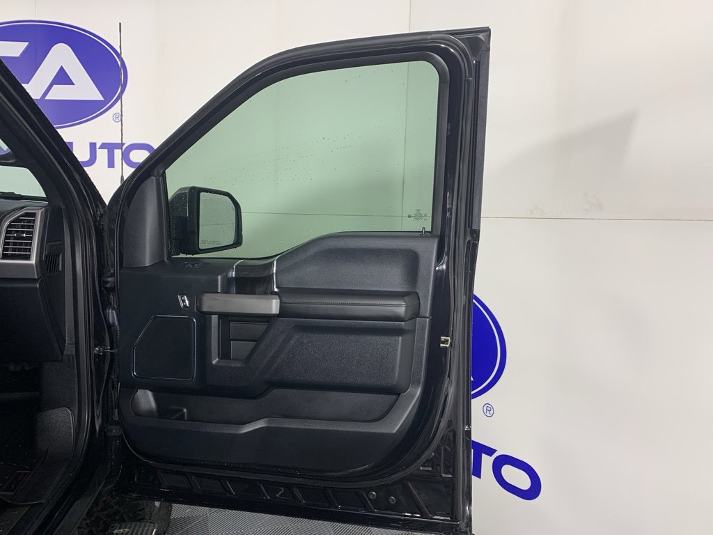 Used 2020 Ford F150 Platinum w/ Equipment Group 701A Luxury image 40