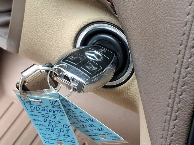 Used 2012 Mercedes-Benz GL 450 4MATIC image 14