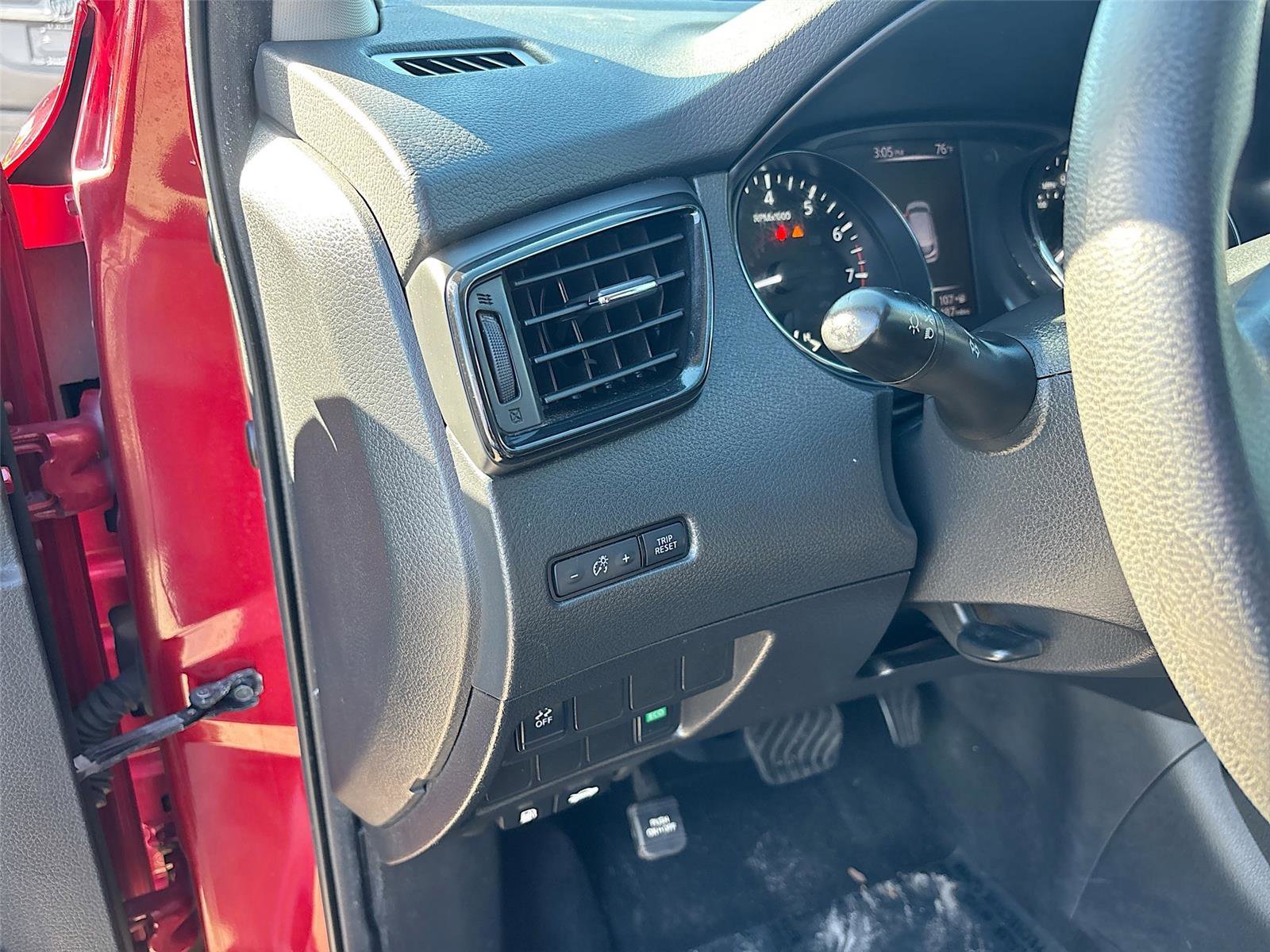 Used 2017 Nissan Rogue Sport S w/ S Appearance Package image 11