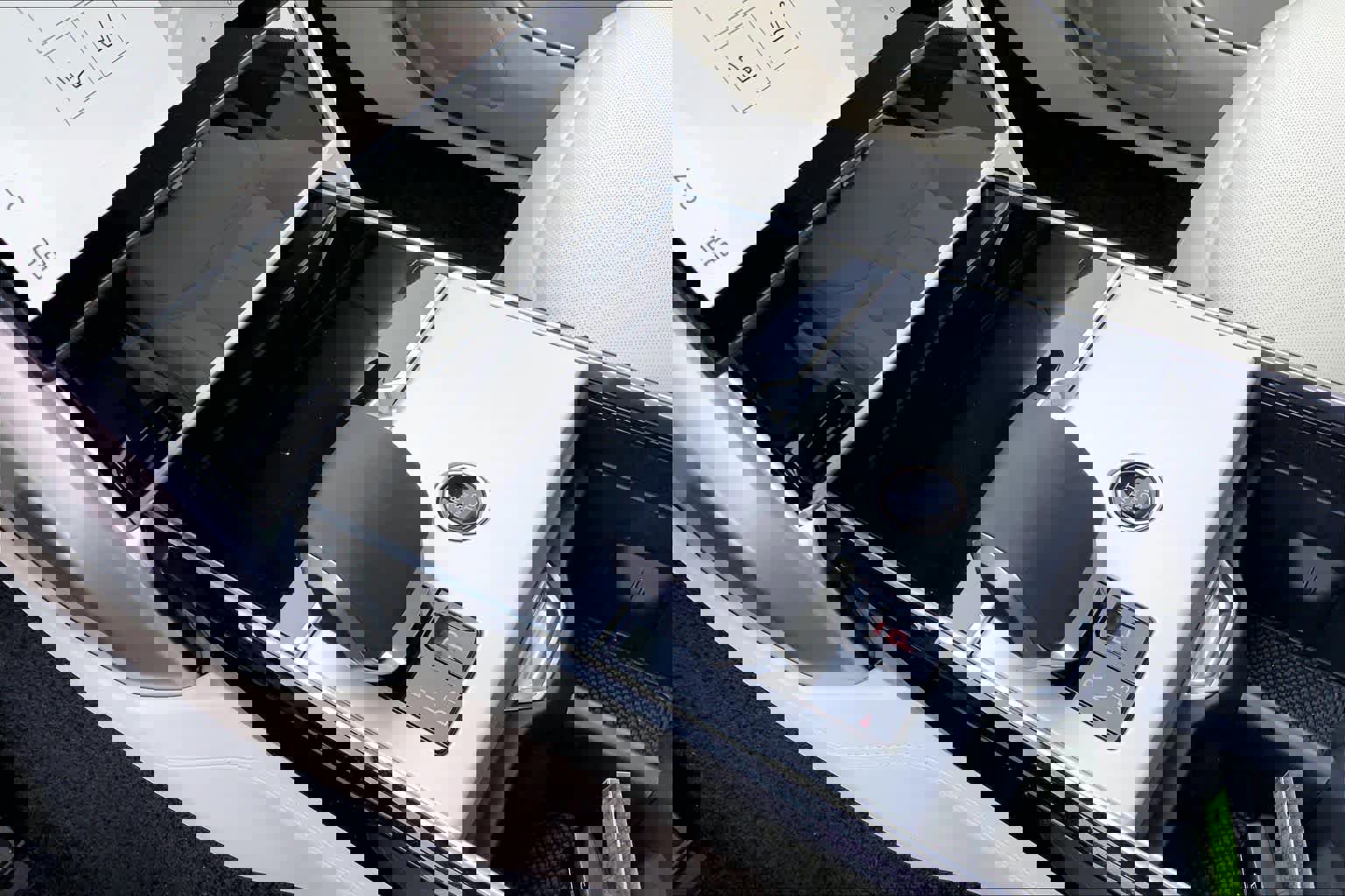 New 2025 Land Rover Range Rover SE image 7