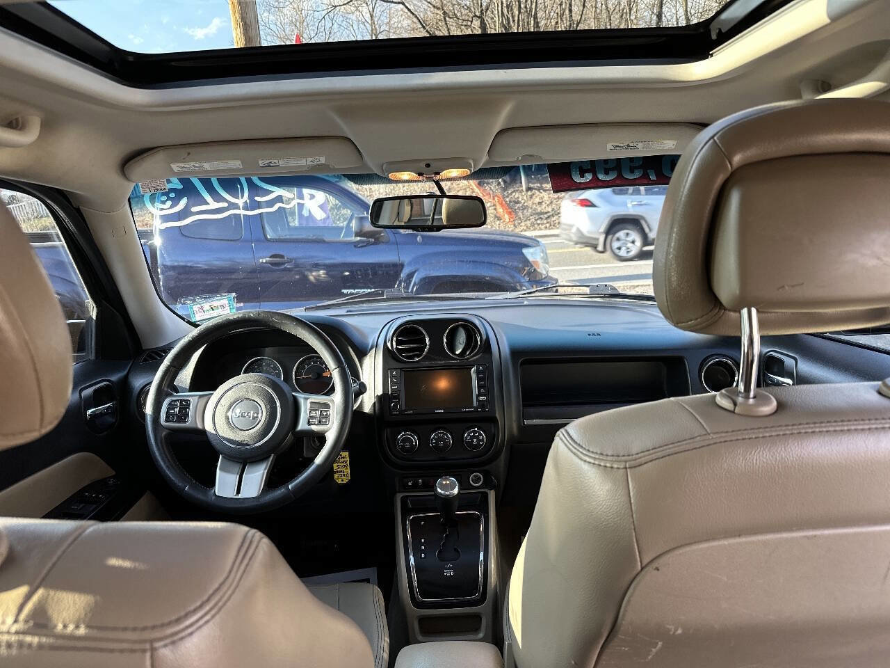 Used 2015 Jeep Patriot Limited w/ Sun/Sound Group image 12