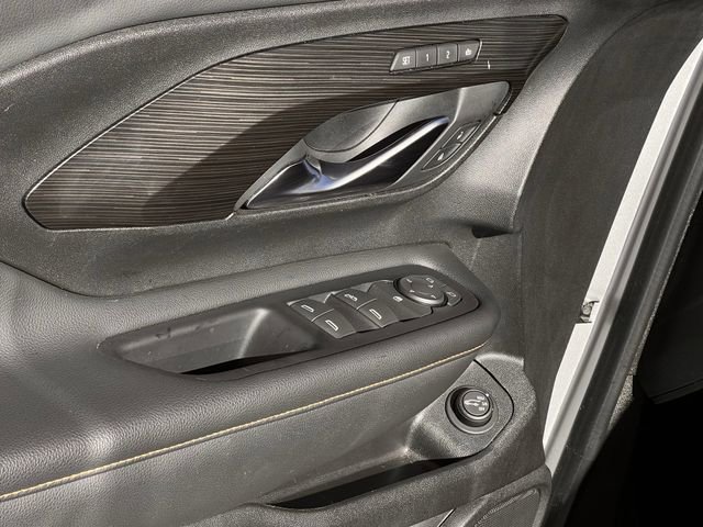 Used 2018 GMC Terrain SLT w/ Preferred Package image 25