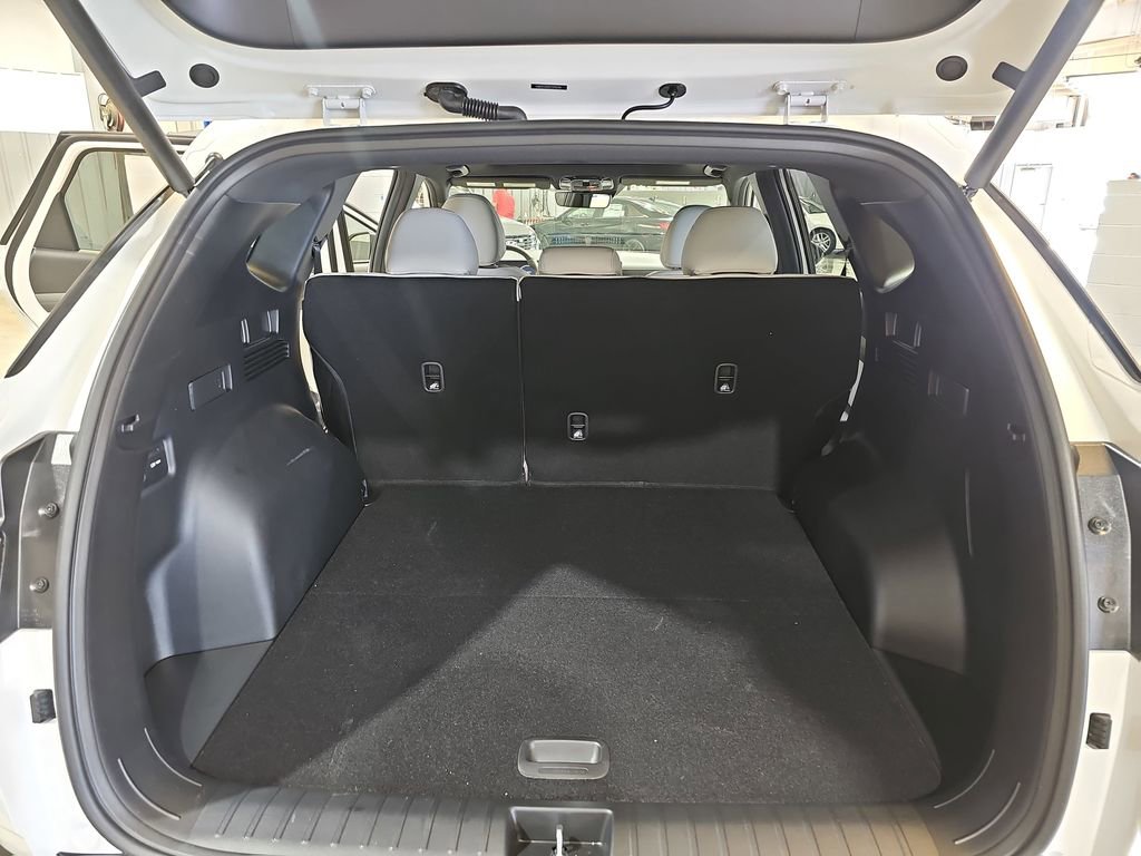 New 2026 Hyundai Tucson Limited image 13