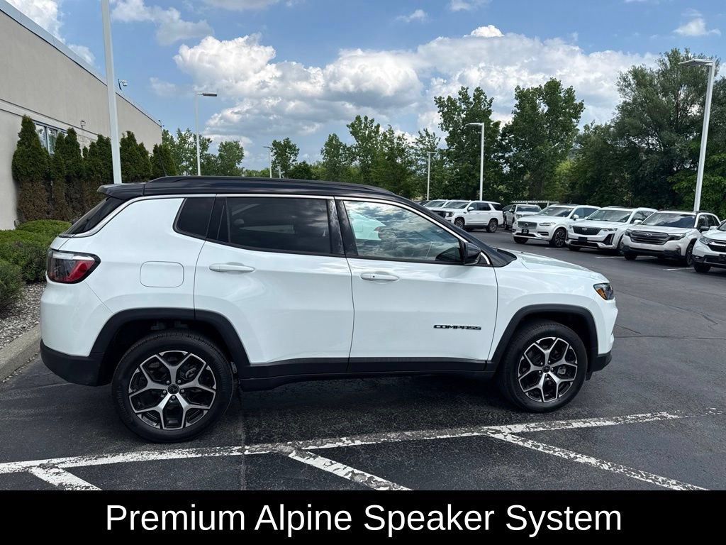Used 2025 Jeep Compass Limited w/ Sun & Sound Group AWD/4WD image 6