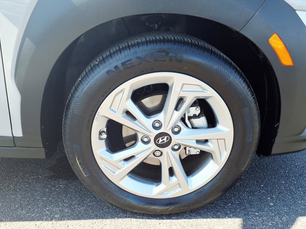 Certified 2023 Hyundai Kona SEL w/ Cargo Package image 9
