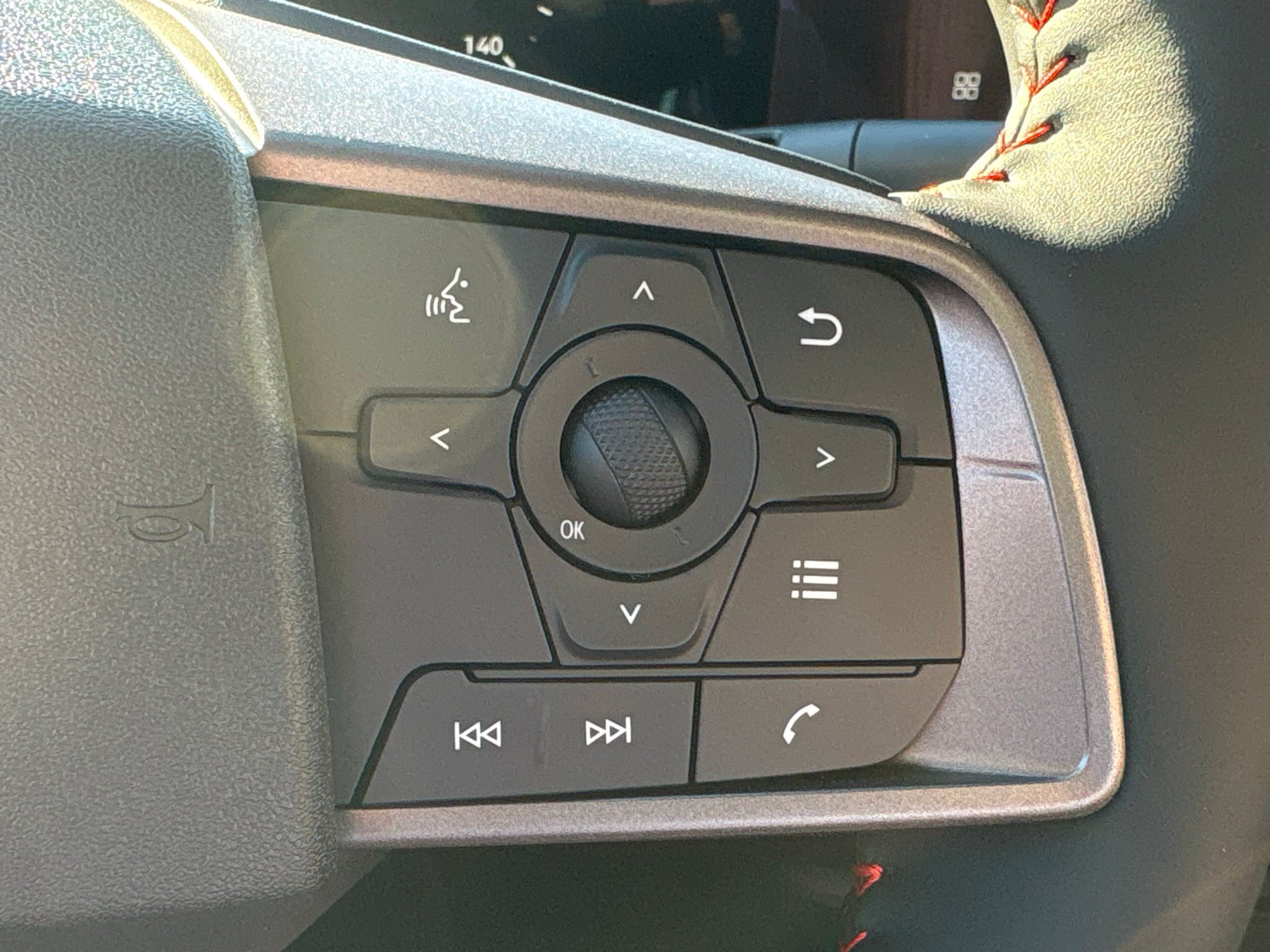 New 2027 Nissan Sentra SR w/ Floor Mat Package FWD image 26