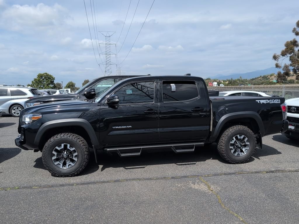 Used 2021 Toyota Tacoma TRD Off-Road w/ Technology Package image 2