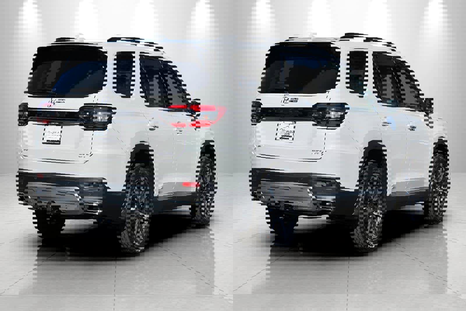 New 2025 Honda Pilot Elite image 2