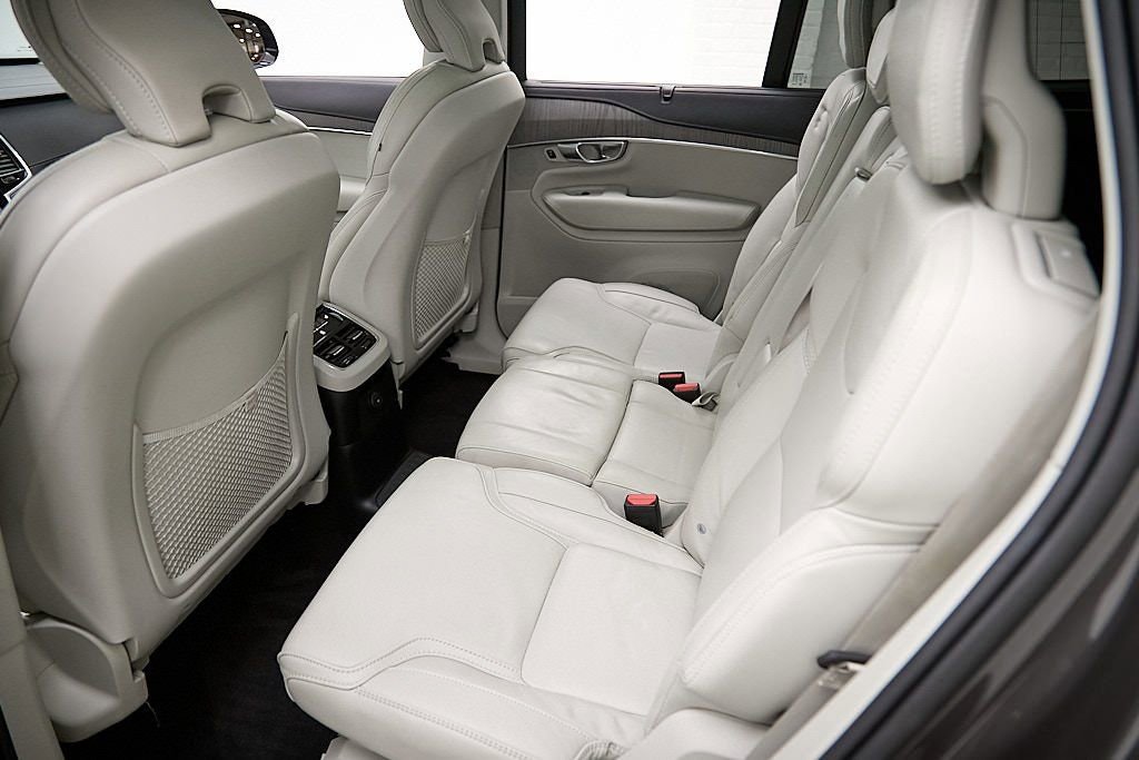 Certified 2023 Volvo XC90 T8 Ultimate image 23