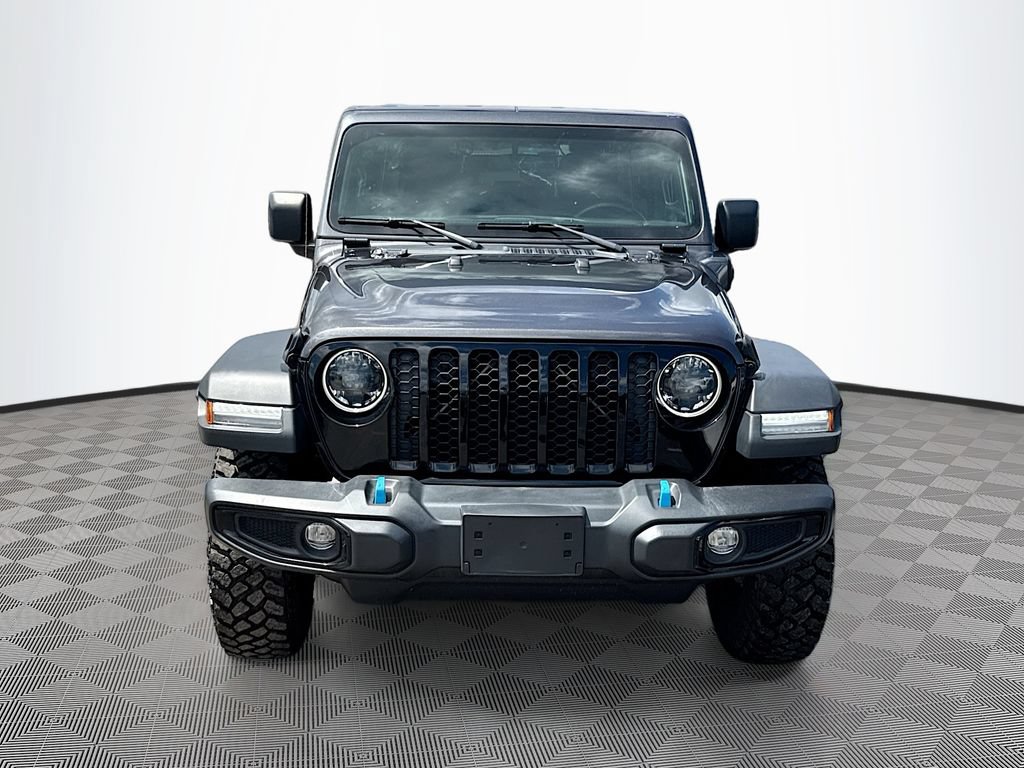 Used 2023 Jeep Wrangler Unlimited w/ Cold Weather Group AWD/4WD image 2