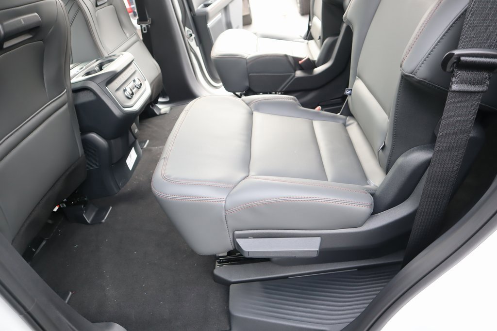 New 2025 Ford Expedition Active image 12