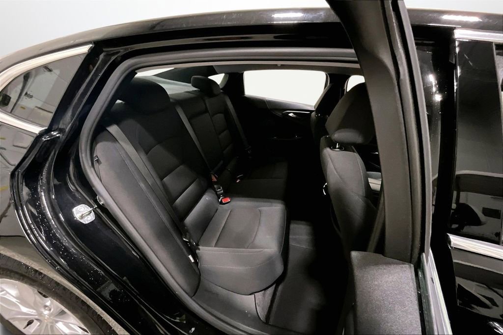 Used 2023 Chevrolet Malibu LT image 24