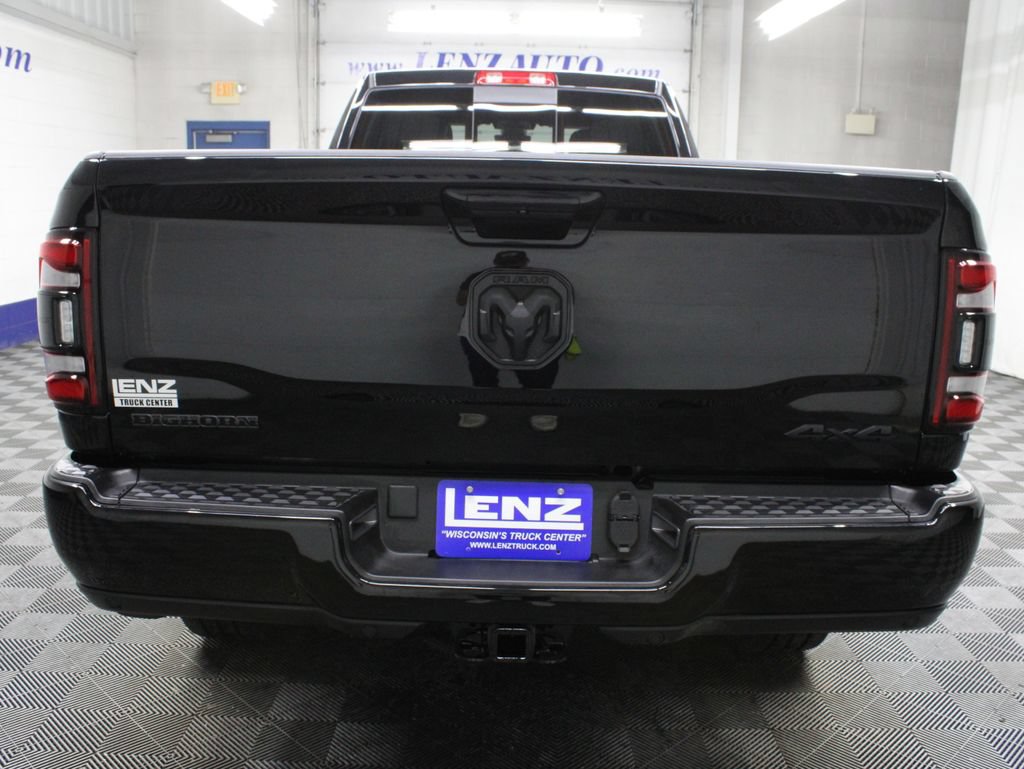 Used 2024 RAM 2500 Big Horn w/ Night Edition AWD/4WD image 38