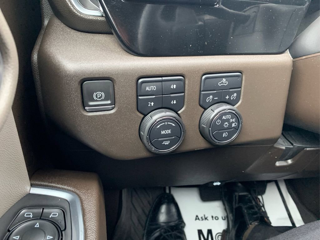 Used 2024 Chevrolet Silverado 1500 LT Trail Boss w/ Convenience Package II image 18