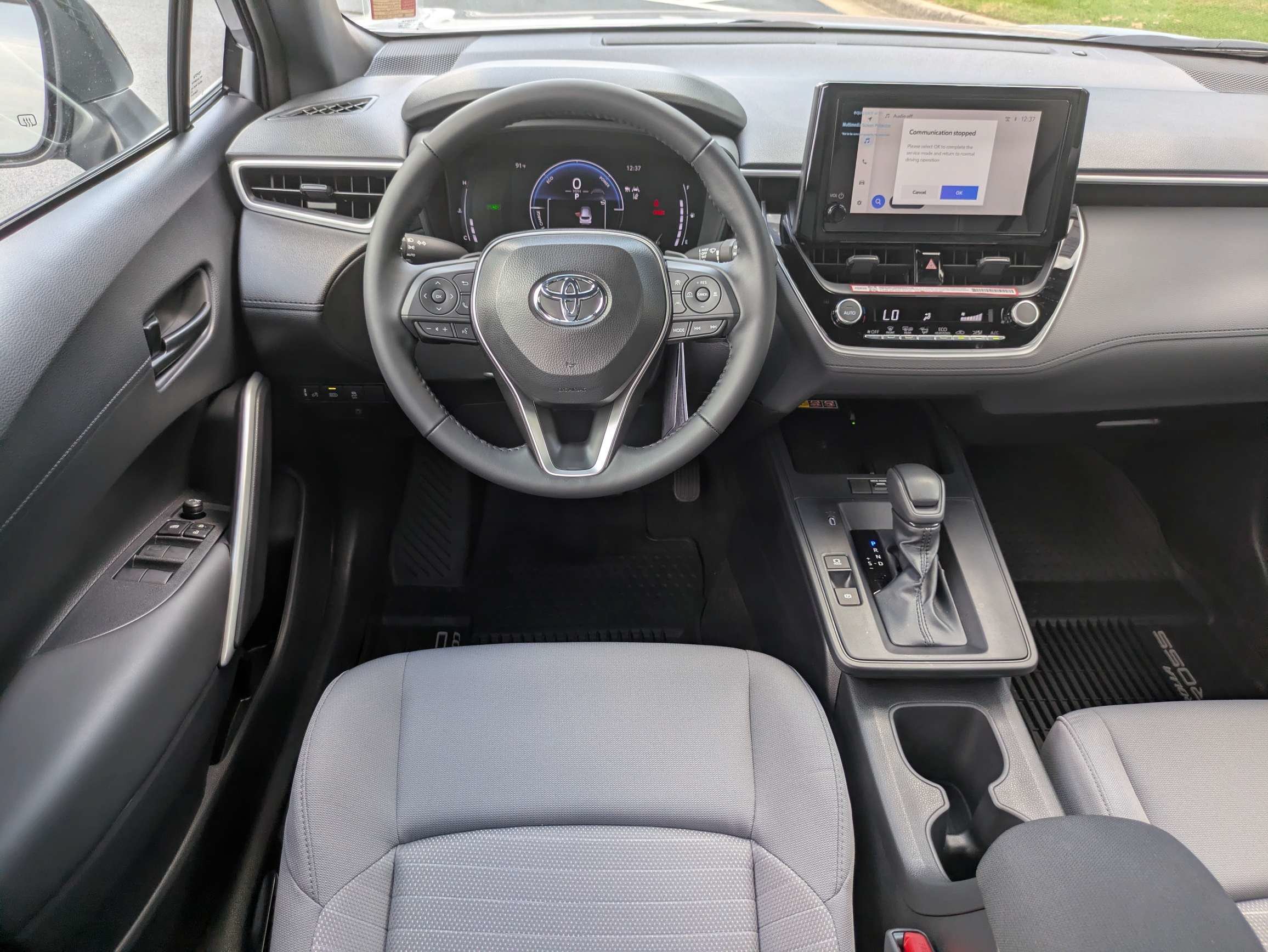 New 2026 Toyota Corolla Cross AWD Hybrid w/ Moonroof Package image 17