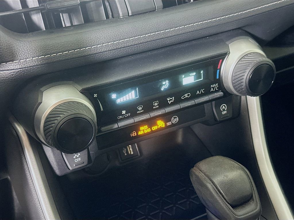 Used 2024 Toyota RAV4 LE image 25