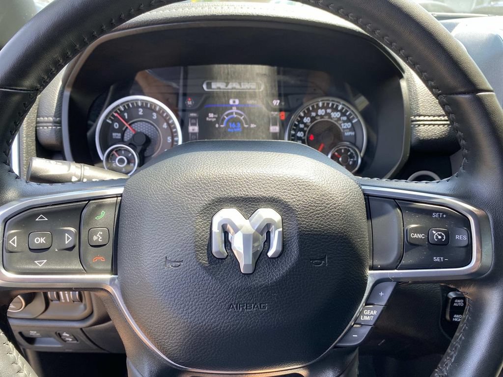 Used 2024 RAM 1500 Laramie AWD/4WD image 18