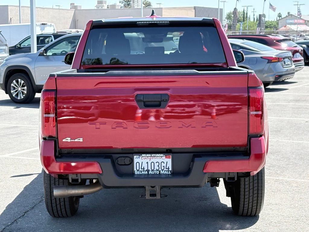 Used 2025 Toyota Tacoma SR5 AWD/4WD image 6