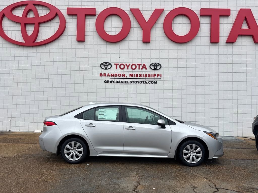New 2026 Toyota Corolla LE image 4