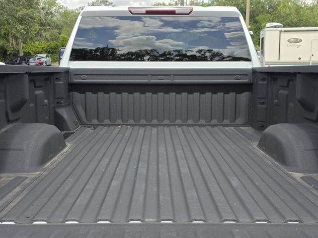 Used 2025 Chevrolet Silverado 2500 Custom w/ Custom Value Package RWD image 12