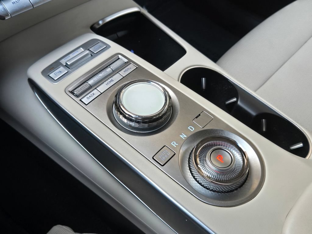 Used 2024 Genesis GV70 2.5T w/ Select Package AWD/4WD image 21
