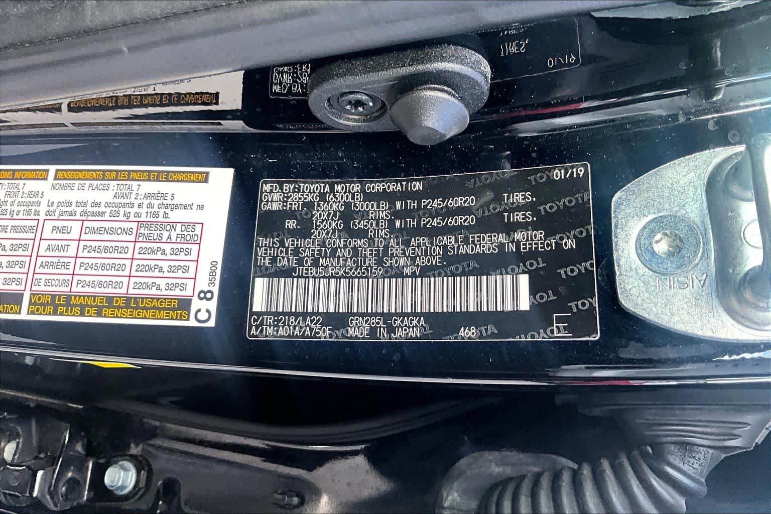 Used 2019 Toyota 4Runner Limited AWD/4WD image 37