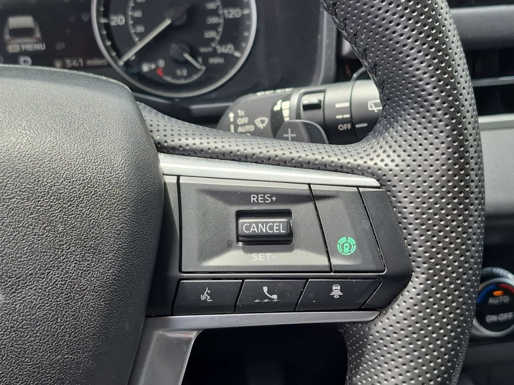 Used 2025 Mitsubishi Outlander SE AWD/4WD image 22