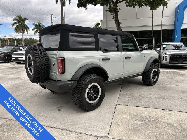 Used 2023 Ford Bronco Badlands AWD/4WD image 38