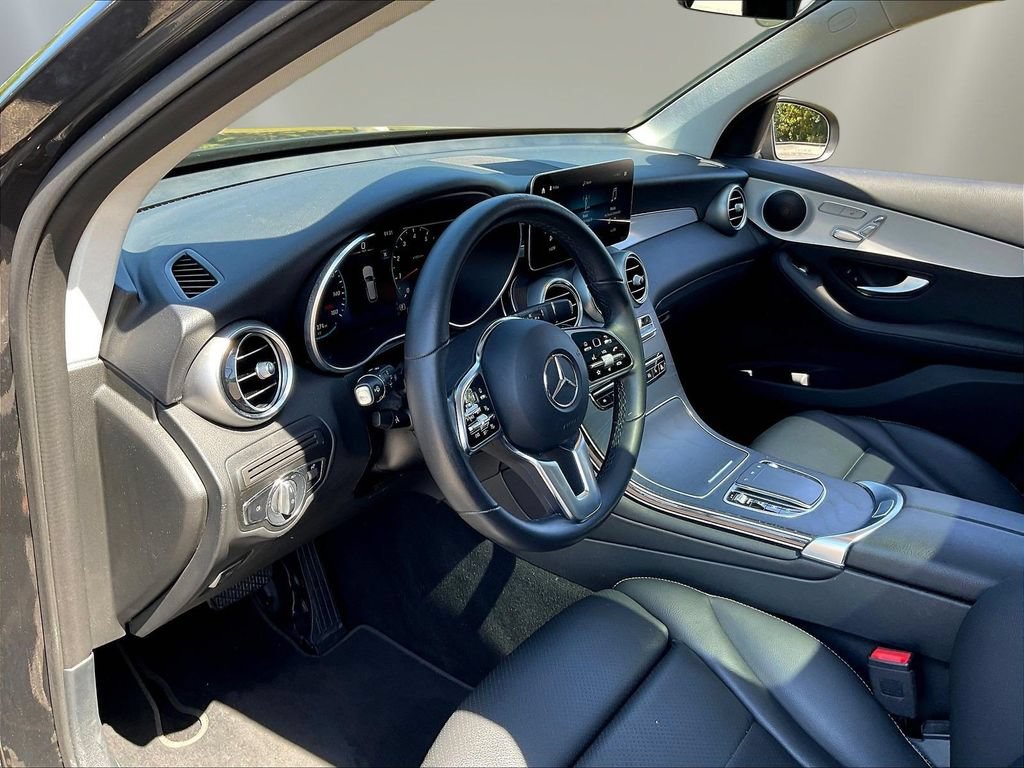 Certified 2022 Mercedes-Benz GLC 300 image 18