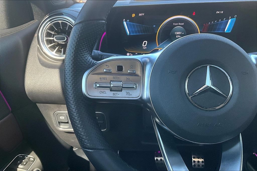 Used 2023 Mercedes-Benz GLB 35 AMG 4MATIC image 24