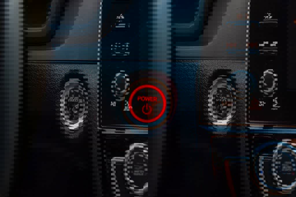 Used 2020 Honda Insight Touring image 25