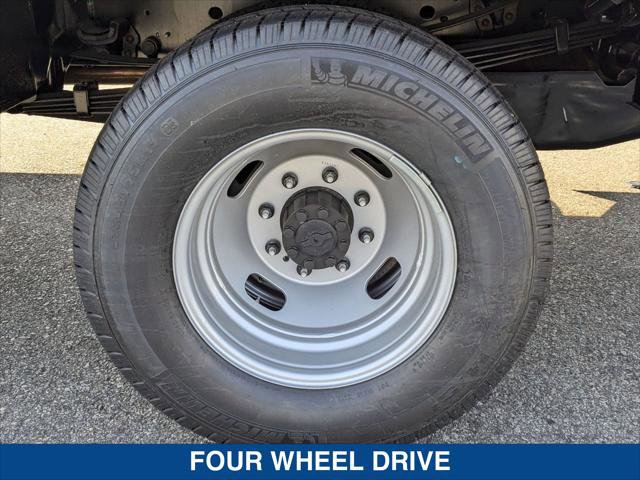 New 2024 Ford F350 XL w/ XL Chrome Package image 9