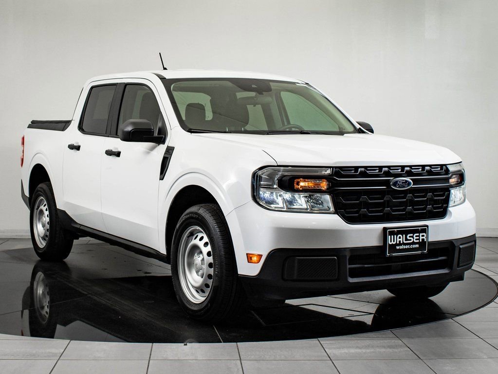 Used 2024 Ford Maverick XL image 12