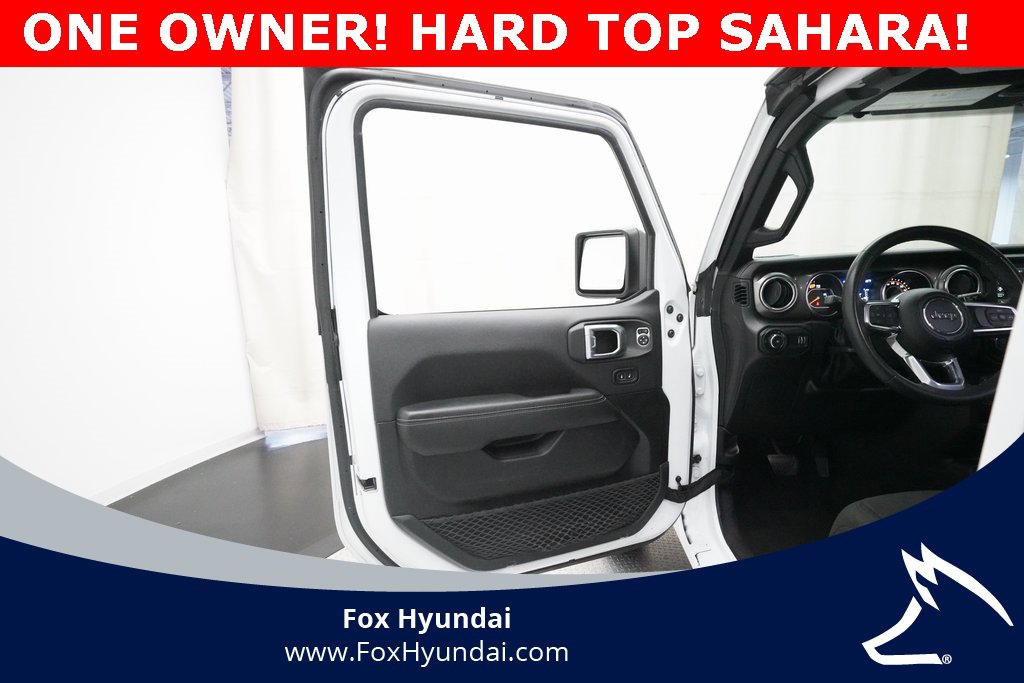 Used 2023 Jeep Wrangler Sahara image 27