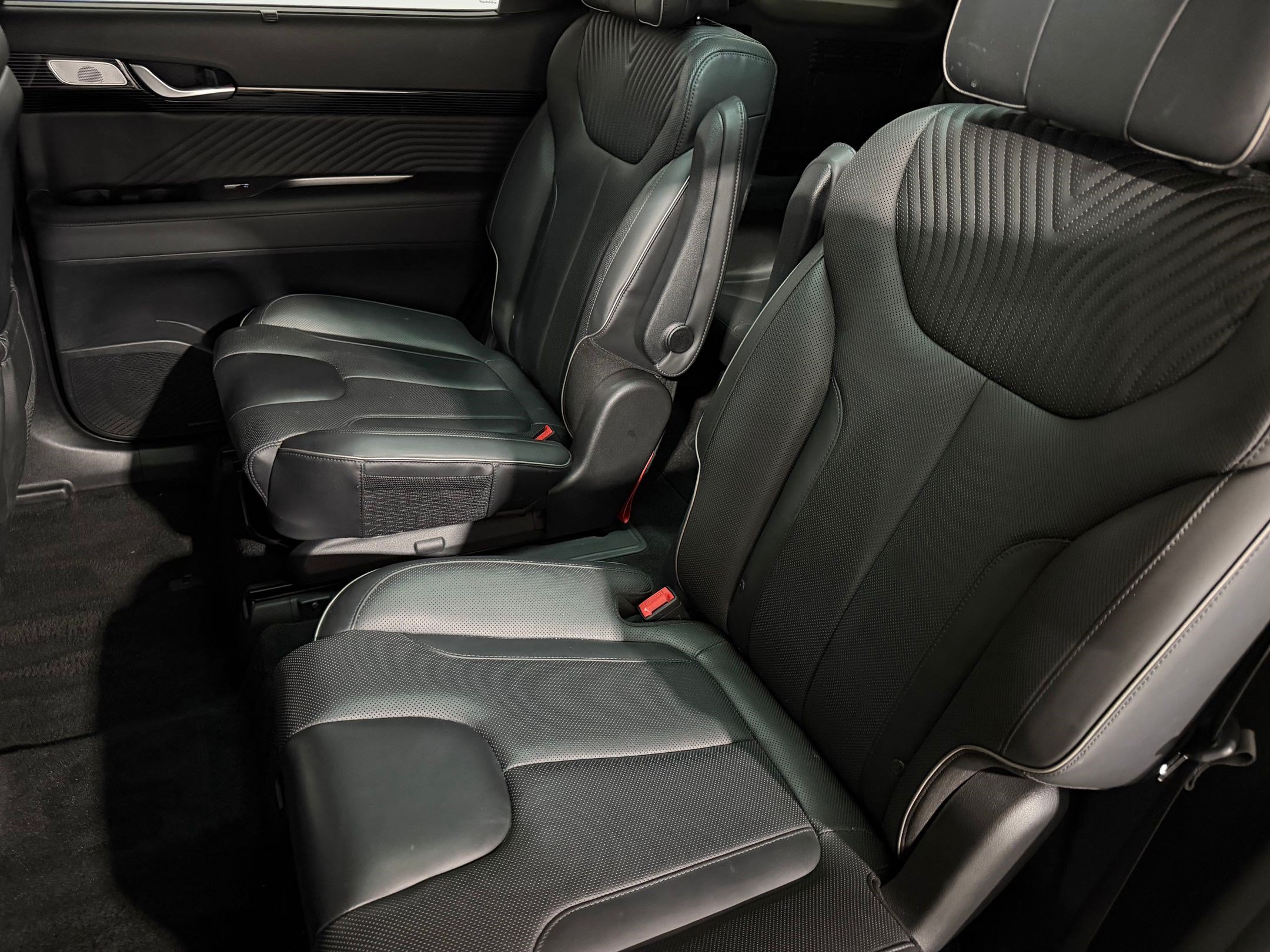 Used 2023 Hyundai Palisade Calligraphy FWD image 41